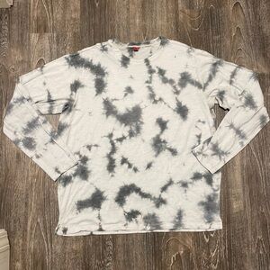 lululemon Size S Tee- no tag with sizing